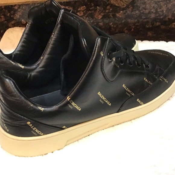 Balenciaga Shoes - Picture 8 of 15
